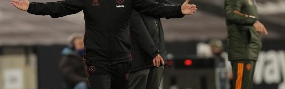  昂热主帅炮轰裁判遭禁赛处罚  