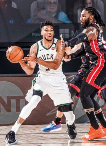  巴特勒40分创个人生涯新高  